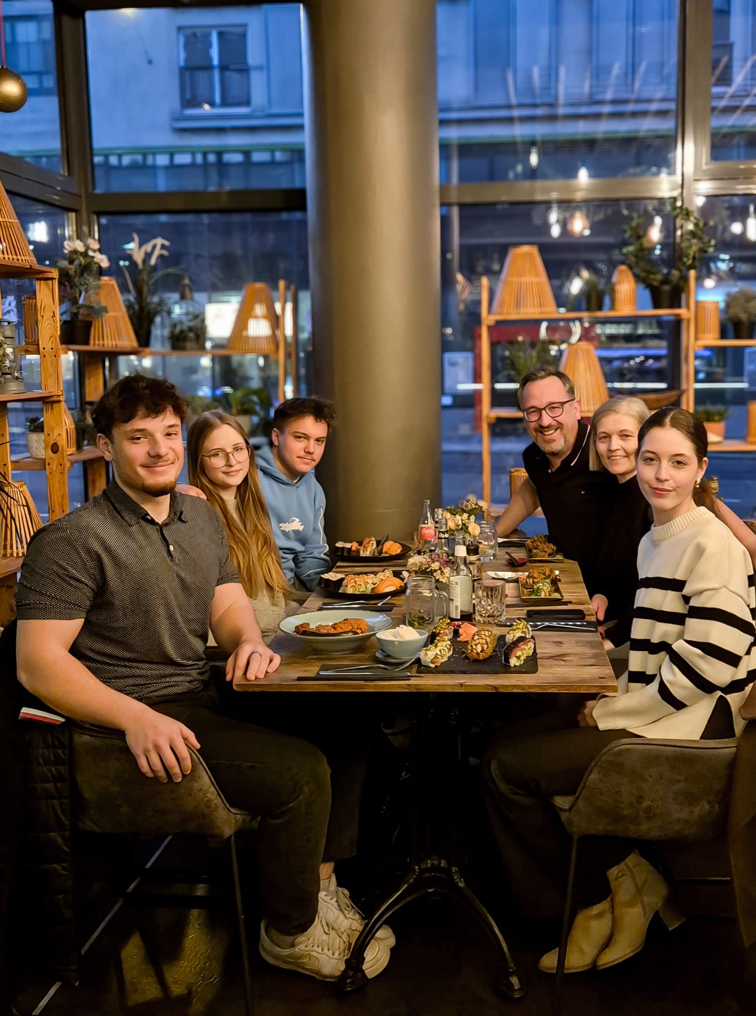 Familienessen im Ebisu
